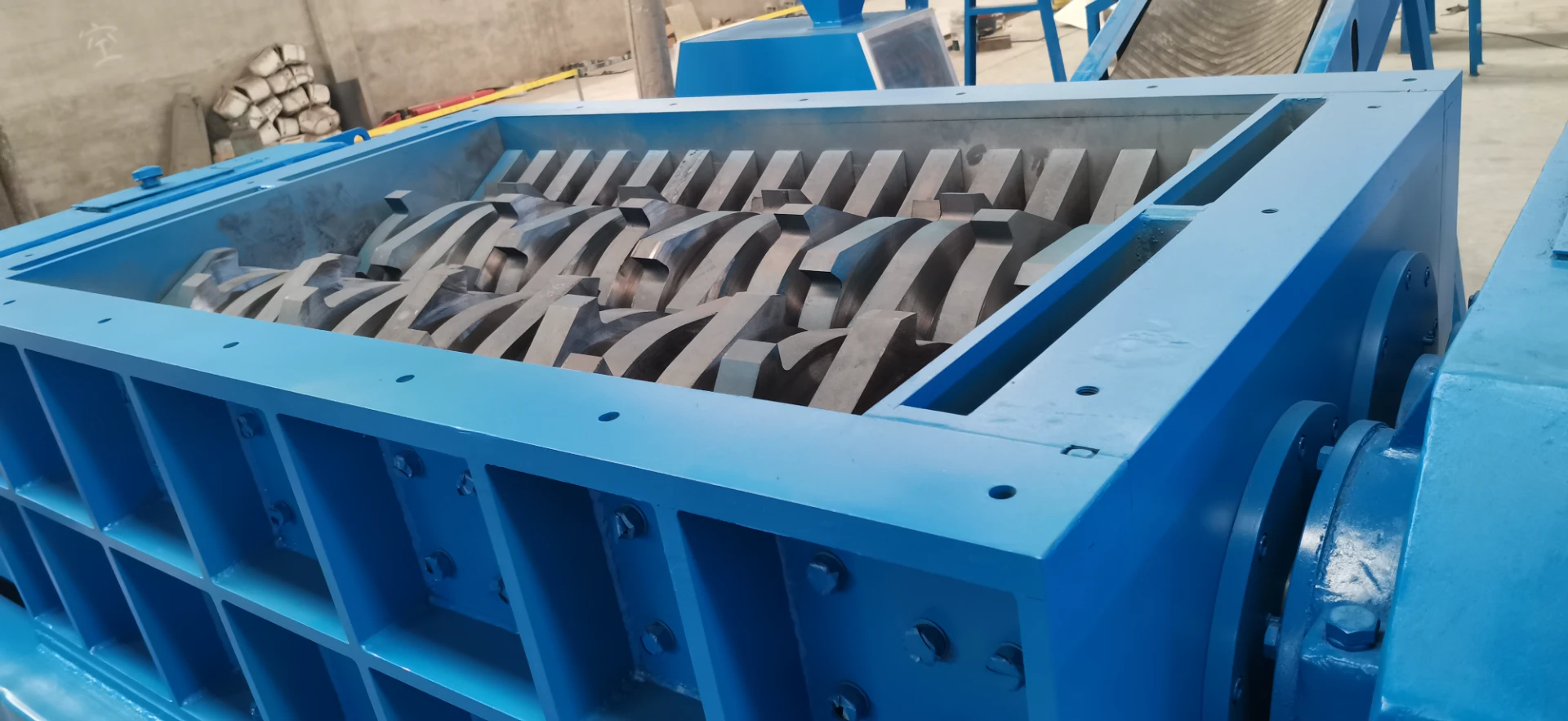 Reliable Double Shaft Shredder Machine Solutions